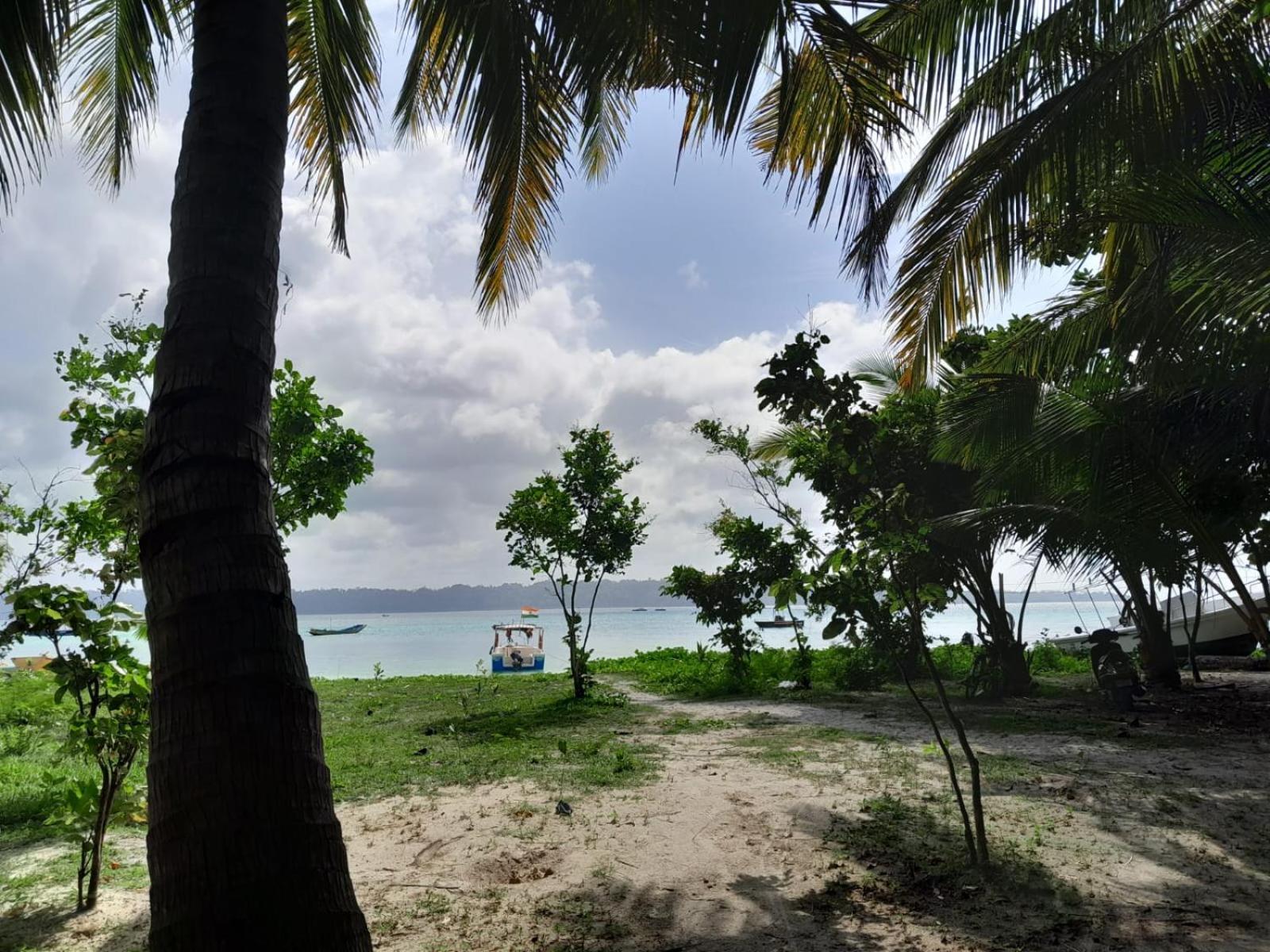 Crossbill Beach Resort Govind Nagar エクステリア 写真